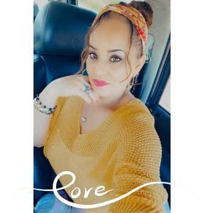 Meet your Posher, Anahi